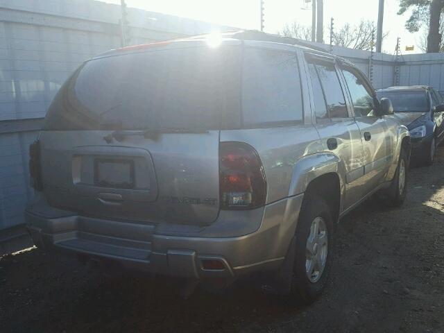 1GNDS13S432247617 - 2003 CHEVROLET TRAILBLAZE TAN photo 4