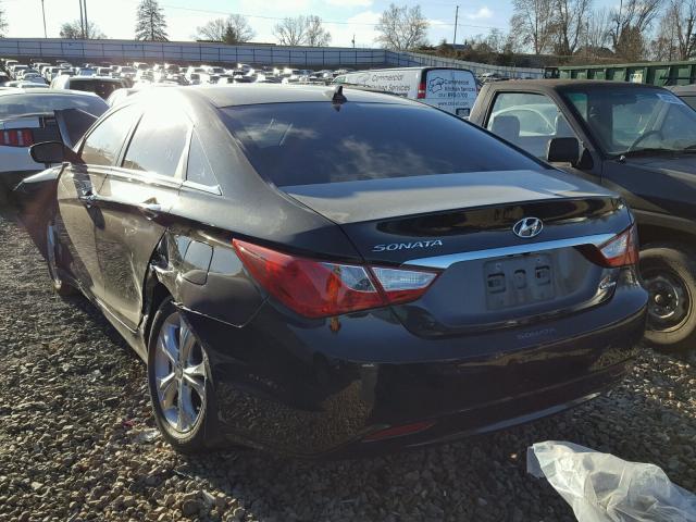 5NPEC4AC6DH794072 - 2013 HYUNDAI SONATA SE BLACK photo 3