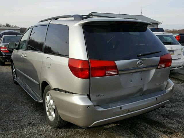 5TDZA22C34S125326 - 2004 TOYOTA SIENNA XLE SILVER photo 3