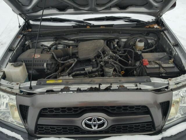 5TFPX4EN4BX002074 - 2011 TOYOTA TACOMA SILVER photo 7