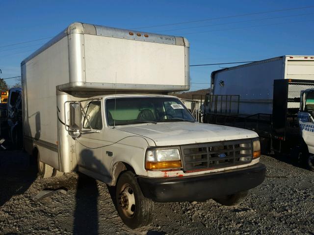 1FDKF37GXVEB89211 - 1997 FORD F350 WHITE photo 1