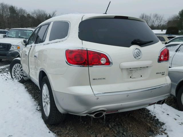 5GAKRBED8BJ278942 - 2011 BUICK ENCLAVE CX CREAM photo 3