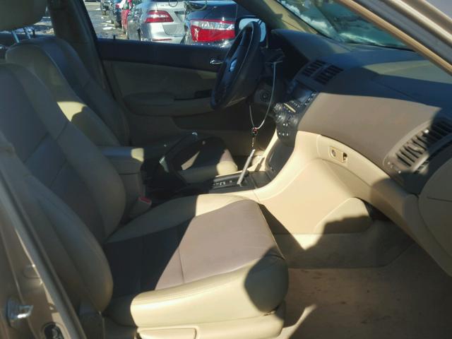 1HGCM563X4A020242 - 2004 HONDA ACCORD LX TAN photo 5