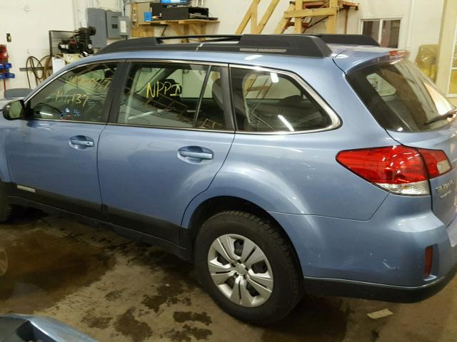 4S4BRCAC1A3372824 - 2010 SUBARU OUTBACK 2. BLUE photo 3