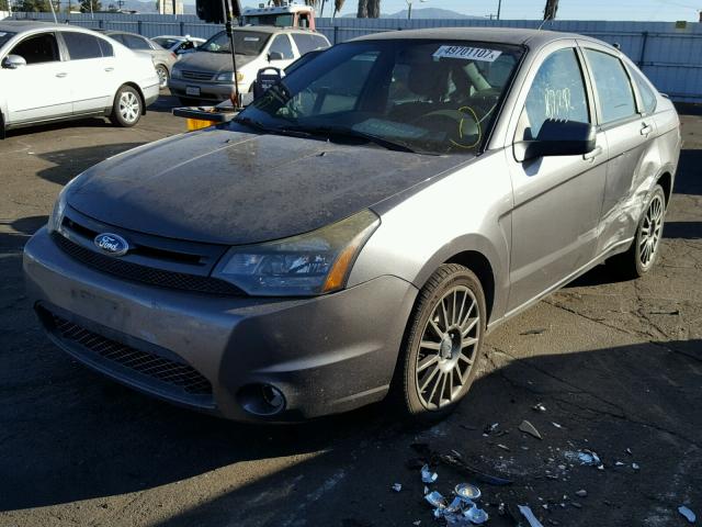 1FAHP3GN4BW151639 - 2011 FORD FOCUS SES SILVER photo 2