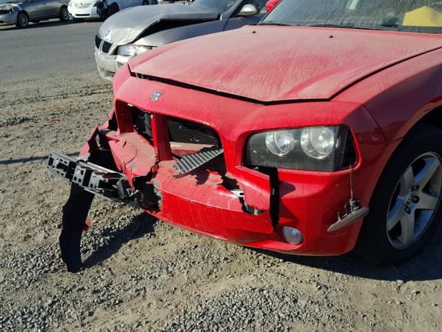 2B3CA3CV9AH251990 - 2010 DODGE CHARGER SX RED photo 9