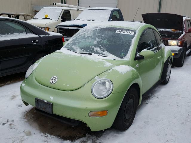 3VWBK21C63M413689 - 2003 VOLKSWAGEN NEW BEETLE GREEN photo 2