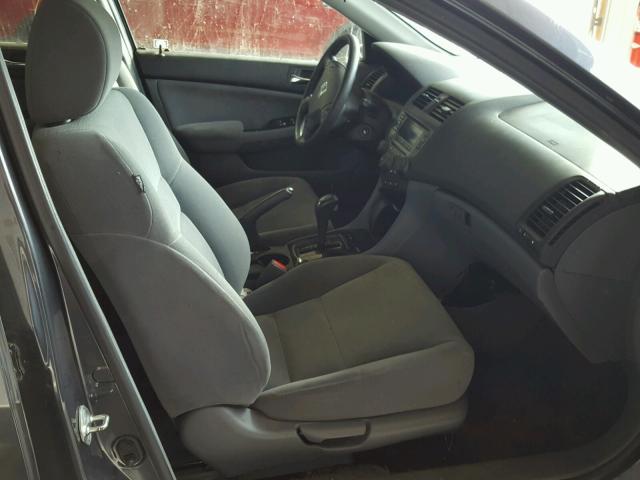 1HGCM56357A003188 - 2007 HONDA ACCORD SE GRAY photo 5