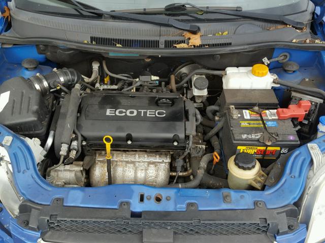 KL1TD5DE7AB047589 - 2010 CHEVROLET AVEO LS BLUE photo 7