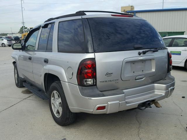 1GNDS13S762274900 - 2006 CHEVROLET TRAILBLAZE SILVER photo 3