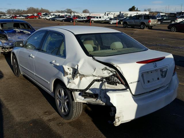 1HGCM56387A228995 - 2007 HONDA ACCORD SE WHITE photo 3