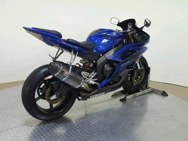 JYARJ12E87A023335 - 2007 YAMAHA YZFR6 L BLUE photo 8