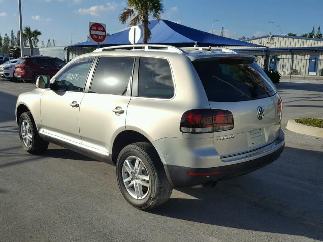 WVGBE77LX8D035180 - 2008 VOLKSWAGEN TOUAREG 2 SILVER photo 3