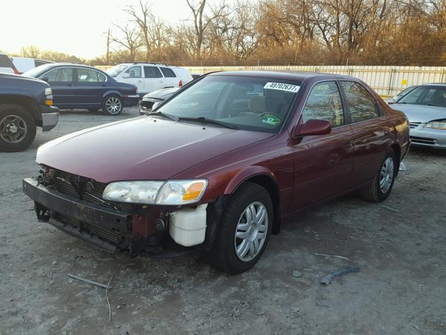 4T1BG22K31U852461 - 2001 TOYOTA CAMRY CE BURGUNDY photo 2