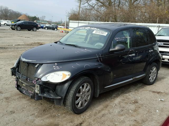 3A4GY5F98AT153976 - 2010 CHRYSLER PT CRUISER BLACK photo 2