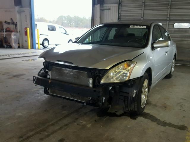 1N4AL2AP8BC125466 - 2011 NISSAN ALTIMA BAS SILVER photo 2