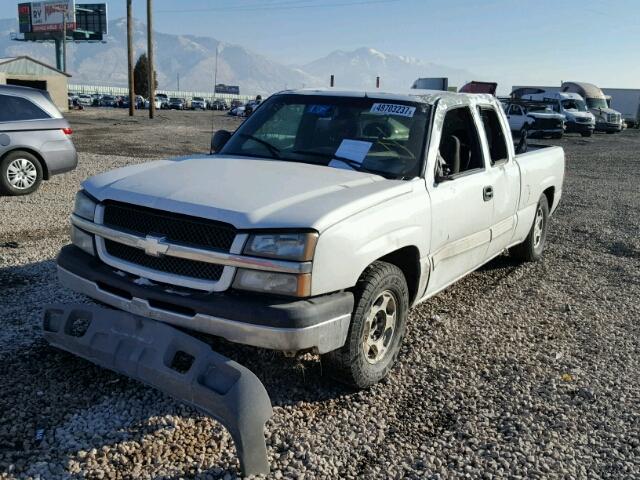 2GCEC19V931393152 - 2003 CHEVROLET SILVERADO WHITE photo 2