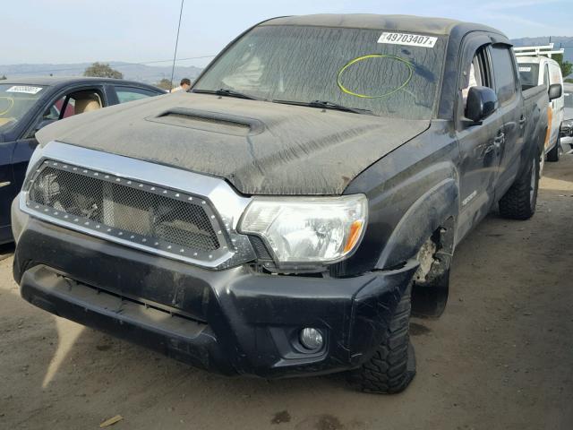 5TFMU4FN0DX012856 - 2013 TOYOTA TACOMA DOU BLACK photo 2