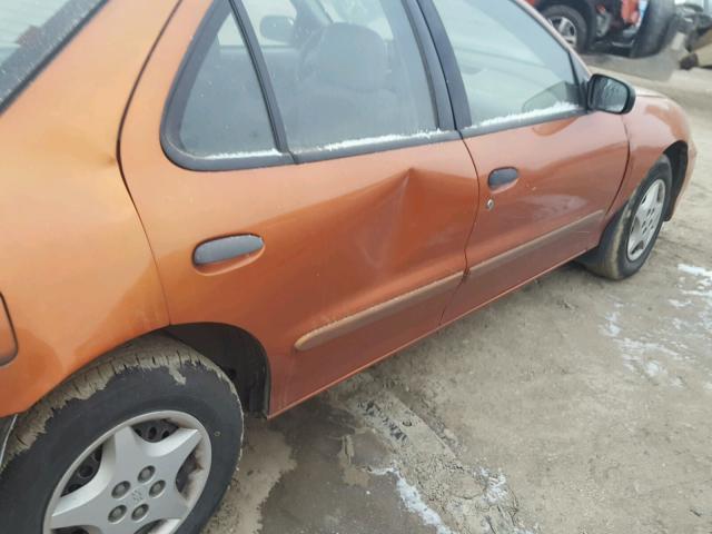 1G1JC52F057209479 - 2005 CHEVROLET CAVALIER ORANGE photo 10