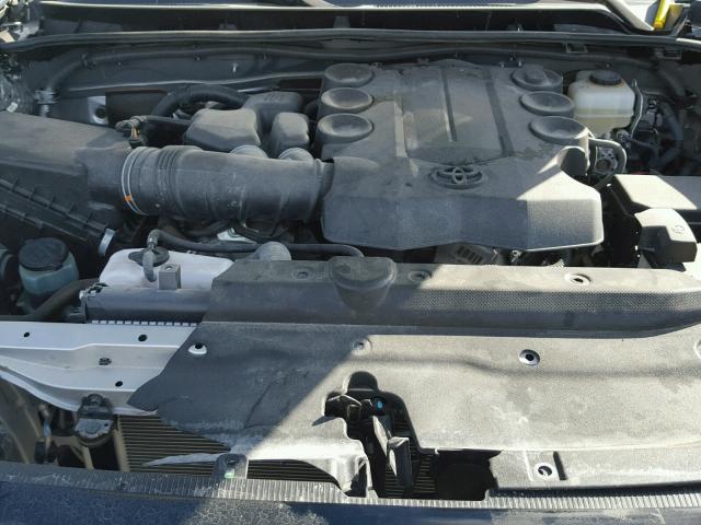 JTEBU5JR5F5232897 - 2015 TOYOTA 4RUNNER SR SILVER photo 7