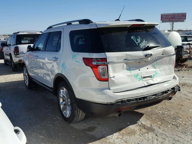 1FMHK7D89CGA47802 - 2012 FORD EXPLORER X WHITE photo 3