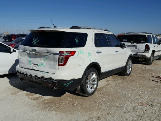 1FMHK7D89CGA47802 - 2012 FORD EXPLORER X WHITE photo 4