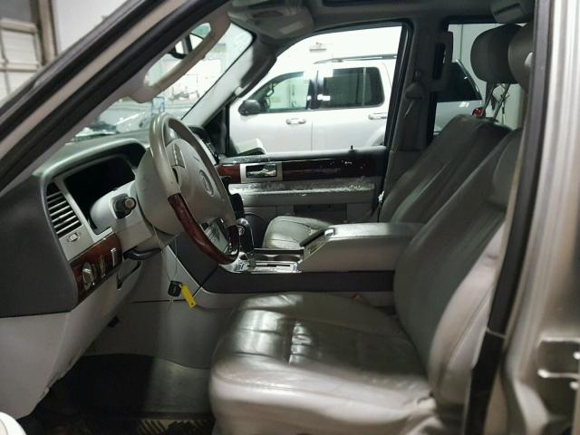 5LMFU28596LJ08000 - 2006 LINCOLN NAVIGATOR WHITE photo 5