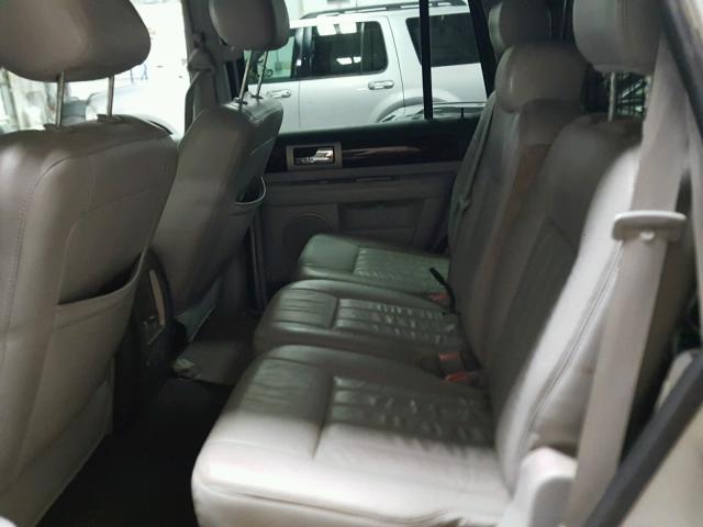 5LMFU28596LJ08000 - 2006 LINCOLN NAVIGATOR WHITE photo 6