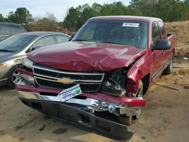 2GCEC19V761148547 - 2006 CHEVROLET SILVERADO BURGUNDY photo 2