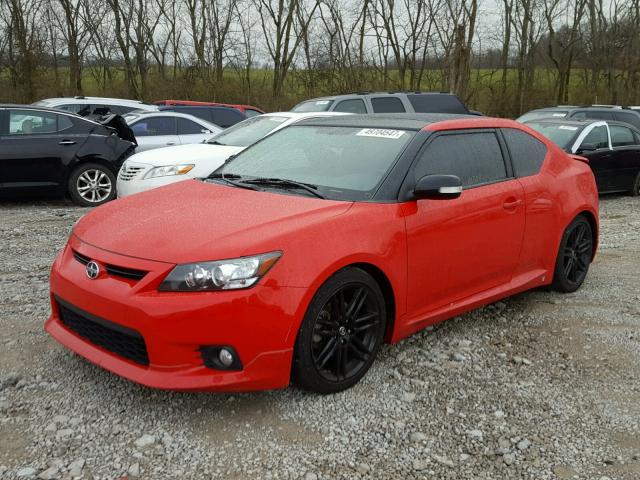 JTKJF5C74D3054813 - 2013 TOYOTA SCION TC RED photo 2