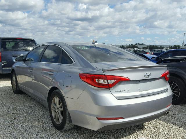 5NPE24AF7FH183483 - 2015 HYUNDAI SONATA SE SILVER photo 3