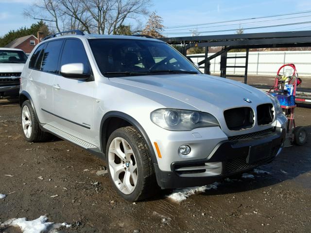 5UXFE83509L308345 - 2009 BMW X5 XDRIVE4 SILVER photo 1