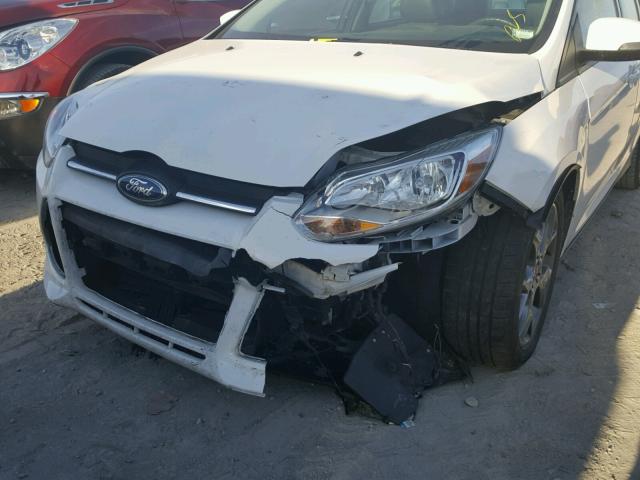 1FADP3F2XEL167792 - 2014 FORD FOCUS SE WHITE photo 9