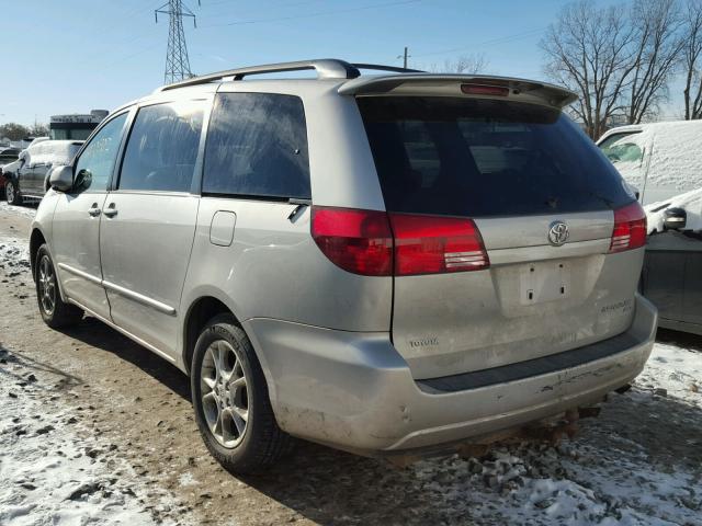 5TDBA22C35S054213 - 2005 TOYOTA SIENNA XLE SILVER photo 3