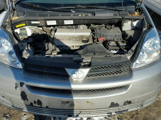 5TDBA22C35S054213 - 2005 TOYOTA SIENNA XLE SILVER photo 7