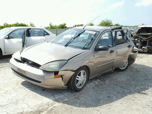 1FAFP34Z84W146705 - 2004 FORD FOCUS SE C TAN photo 2