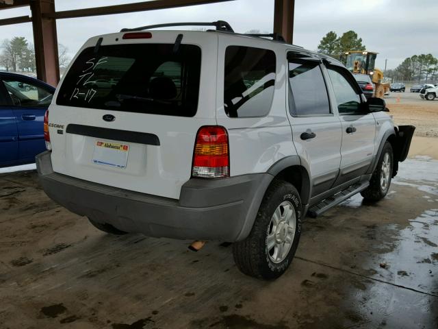 1FMYU03112KA62425 - 2002 FORD ESCAPE XLT WHITE photo 4