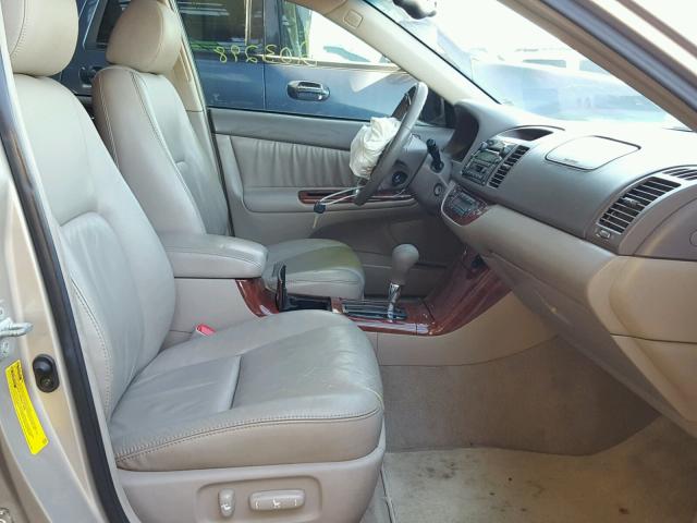 4T1BF30K45U087892 - 2005 TOYOTA CAMRY LE ოქროსფერი ფოტო 5