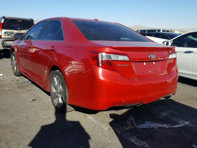 4T1BF1FK1CU619933 - 2012 TOYOTA CAMRY BASE RED photo 3