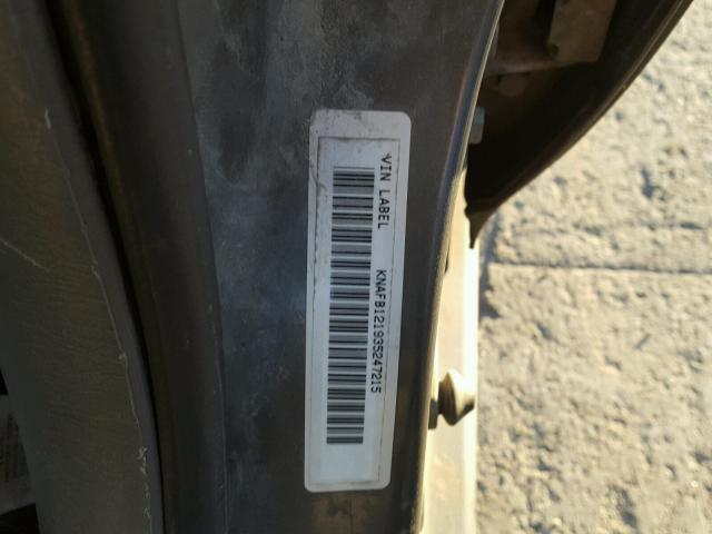 KNAFB121935247215 - 2003 KIA SPECTRA BA GRAY photo 10