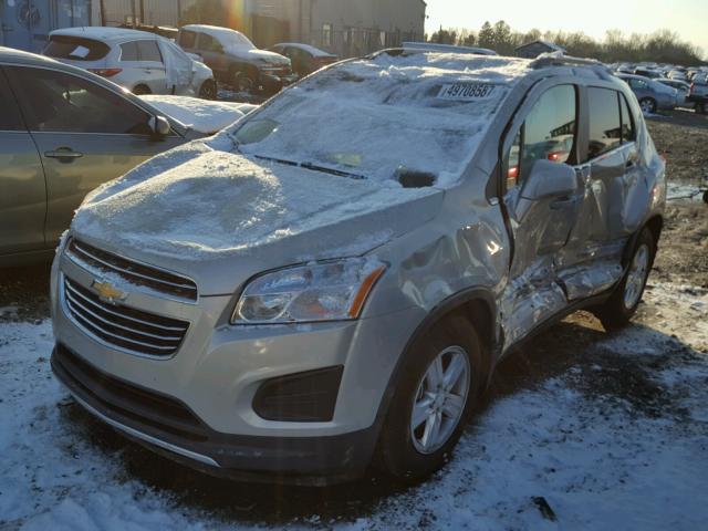 3GNCJLSB4GL239470 - 2016 CHEVROLET TRAX 1LT GOLD photo 2