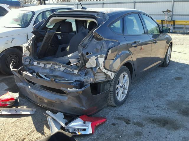 1FADP3K28FL316885 - 2015 FORD FOCUS SE GRAY photo 4