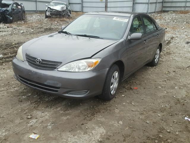 4T1BE32K54U925751 - 2004 TOYOTA CAMRY LE 灰色 照片 2