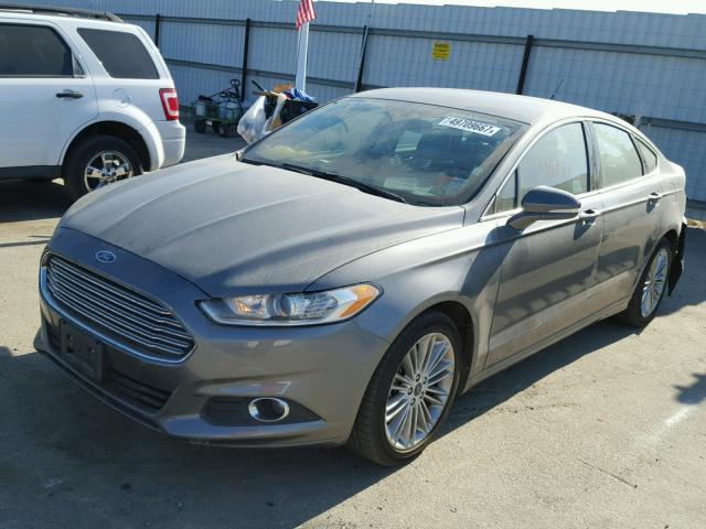 3FA6P0H96ER195785 - 2014 FORD FUSION SE GRAY photo 2