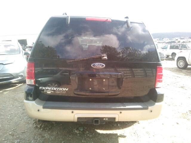 1FMFU18515LA83069 - 2005 FORD EXPEDITION BLACK photo 9