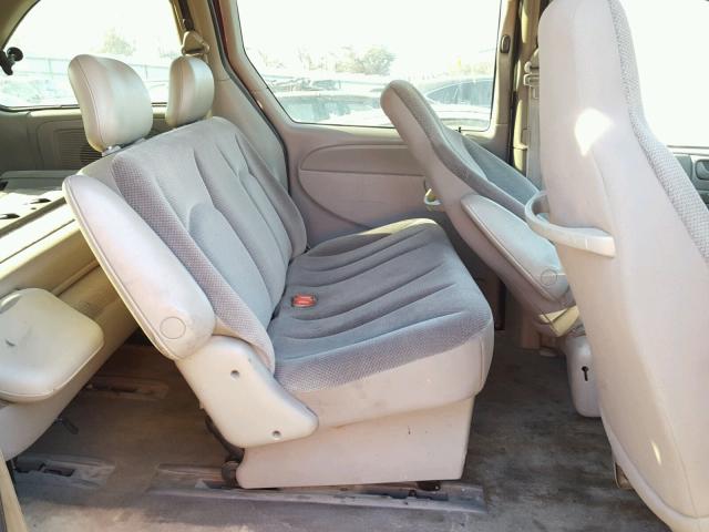 1B4GP25362B554625 - 2002 DODGE CARAVAN SE MAROON photo 6