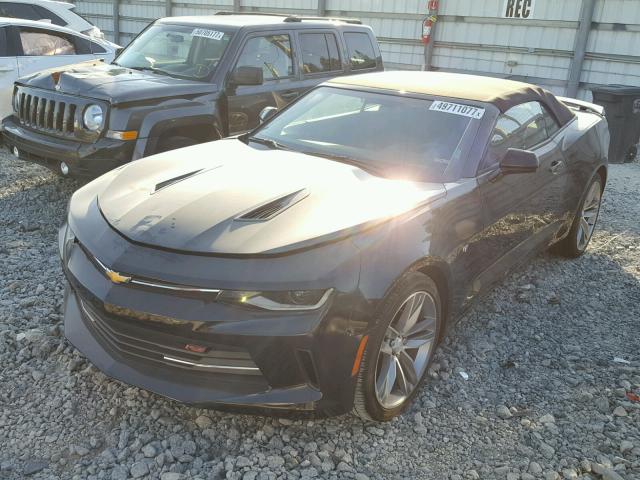 1G1FB3DS3J0102162 - 2018 CHEVROLET CAMARO LT BLACK photo 2