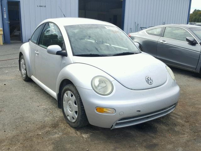 3VWBS21C01M422952 - 2001 VOLKSWAGEN NEW BEETLE 银色 照片 1