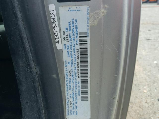 3VWBS21C01M422952 - 2001 VOLKSWAGEN NEW BEETLE 银色 照片 10