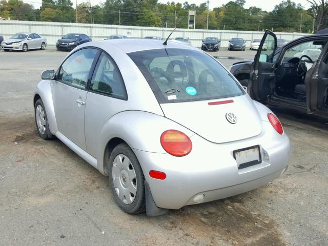 3VWBS21C01M422952 - 2001 VOLKSWAGEN NEW BEETLE 银色 照片 3